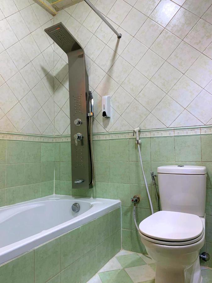 Emerald Suites