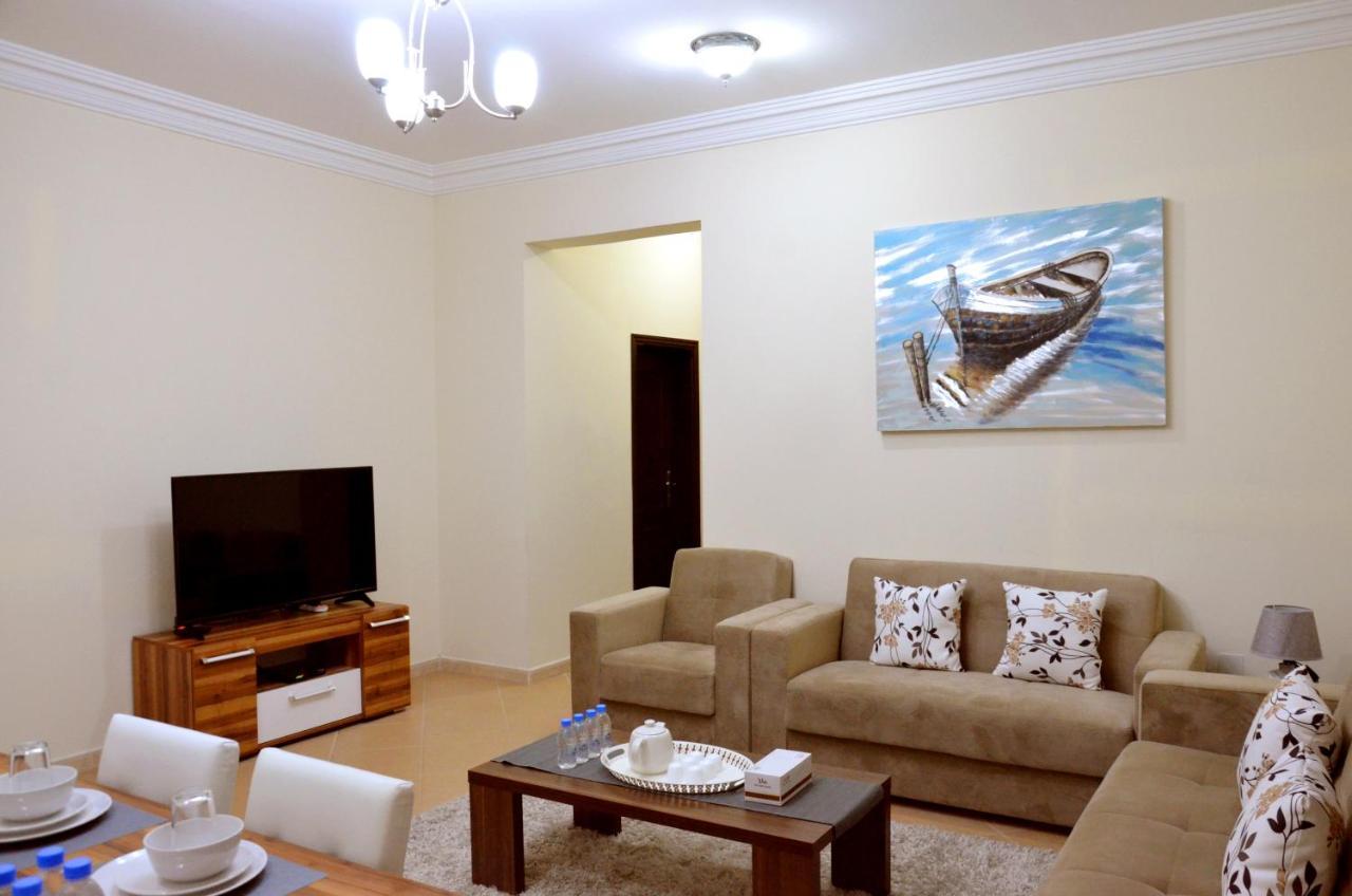 Emerald Suites *