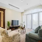 Serviced-Villa For Rent In The Pearl - Qatar