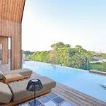 Katara Hills Doha, Lxr Hotels & Resorts