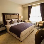 Premium Strato Hotel