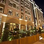 Zubarah Hotel