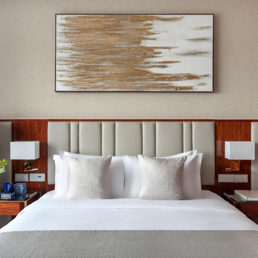 Hotel The Bentley Luxury & 5*