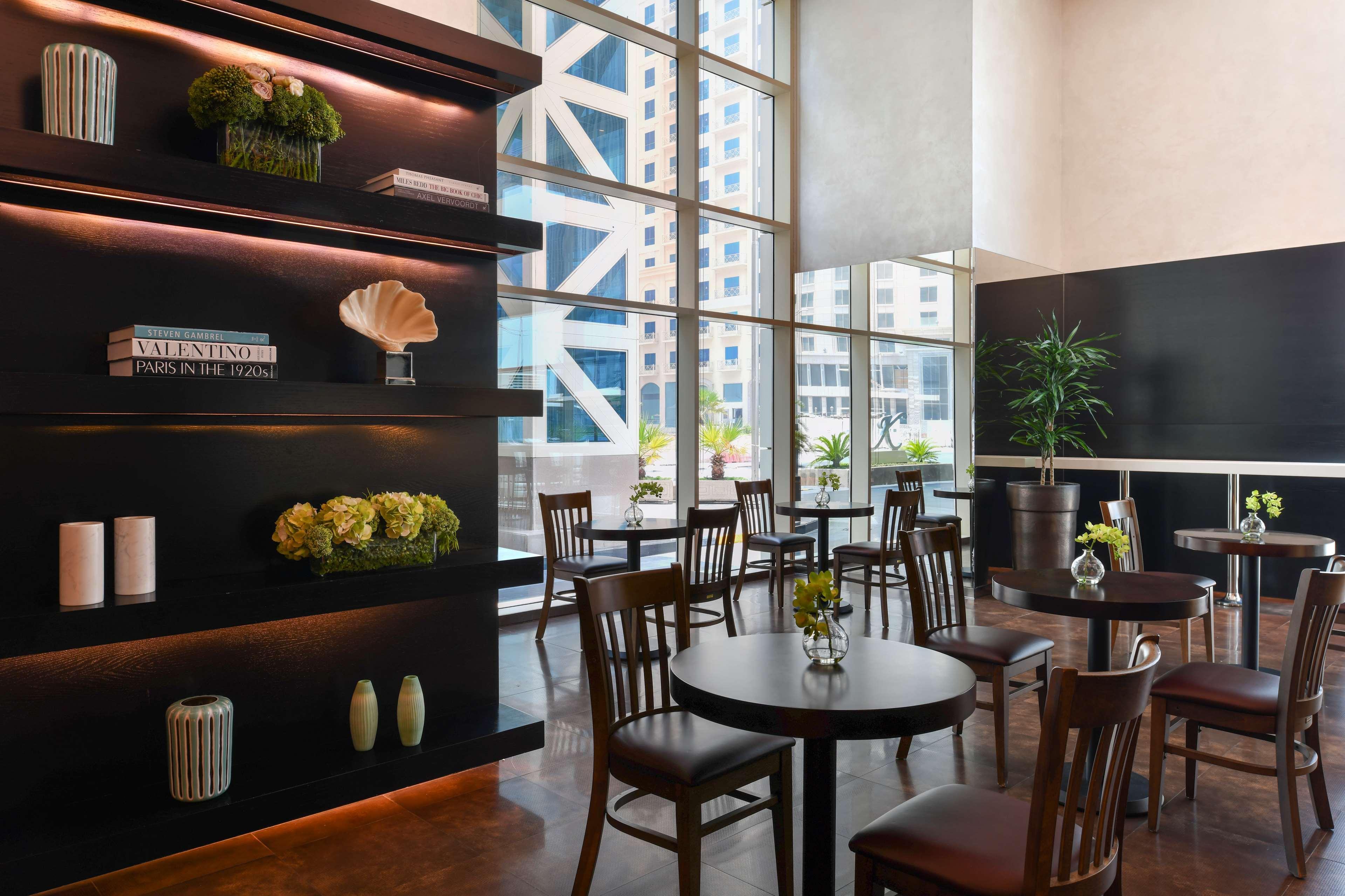 Kempinski Residences & Suites, Aparthotel 5*