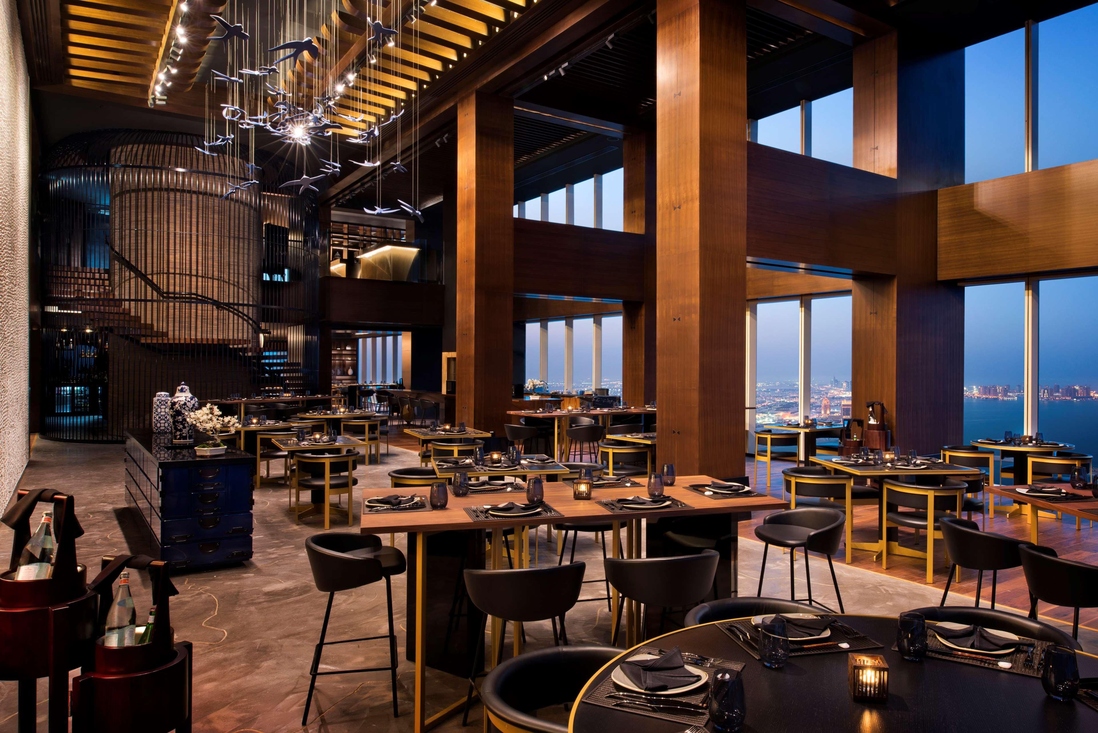 Kempinski Residences & Suites, Aparthotel 5*