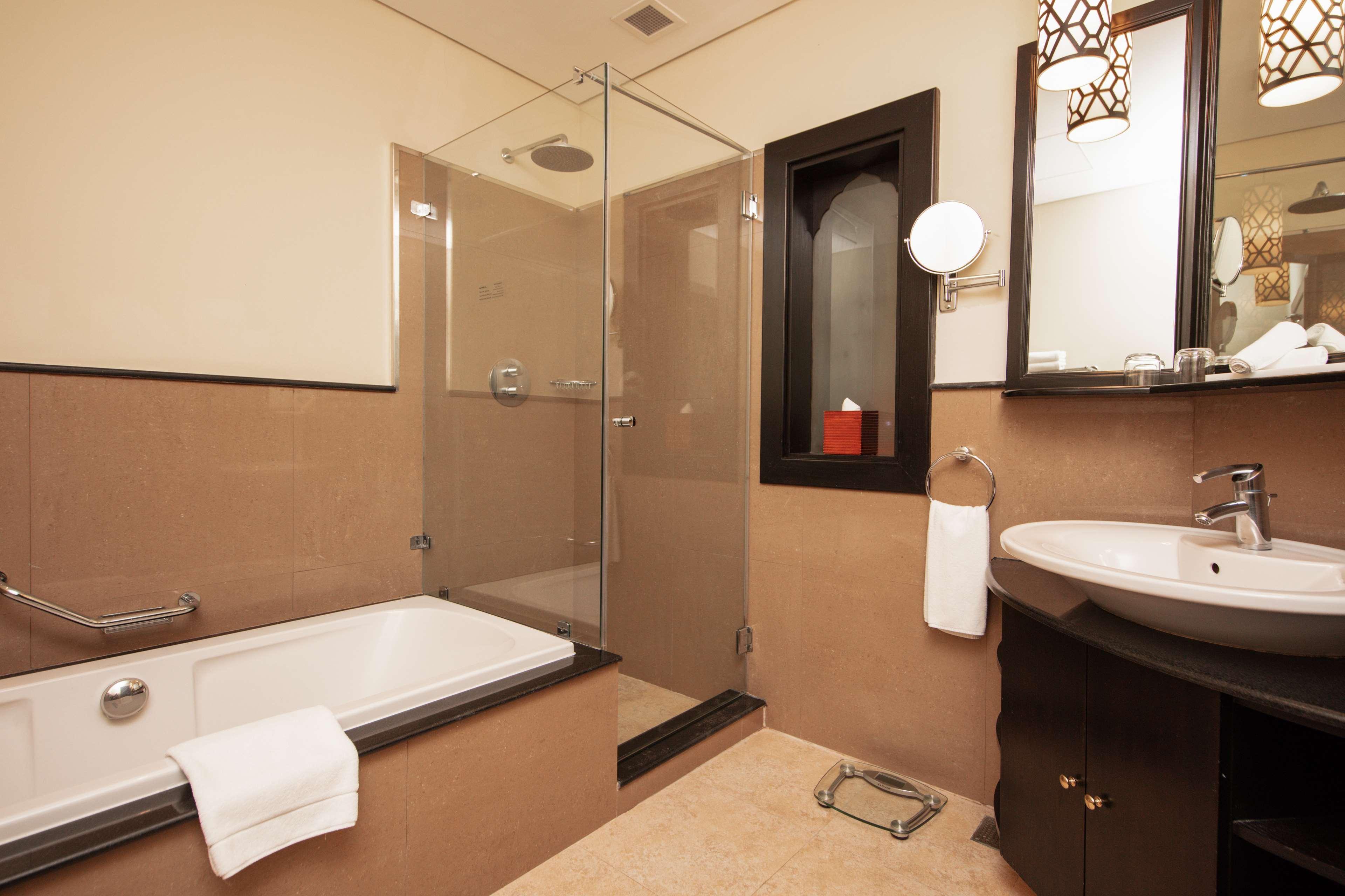 Hotel Radisson Blu Hotel, 5*
