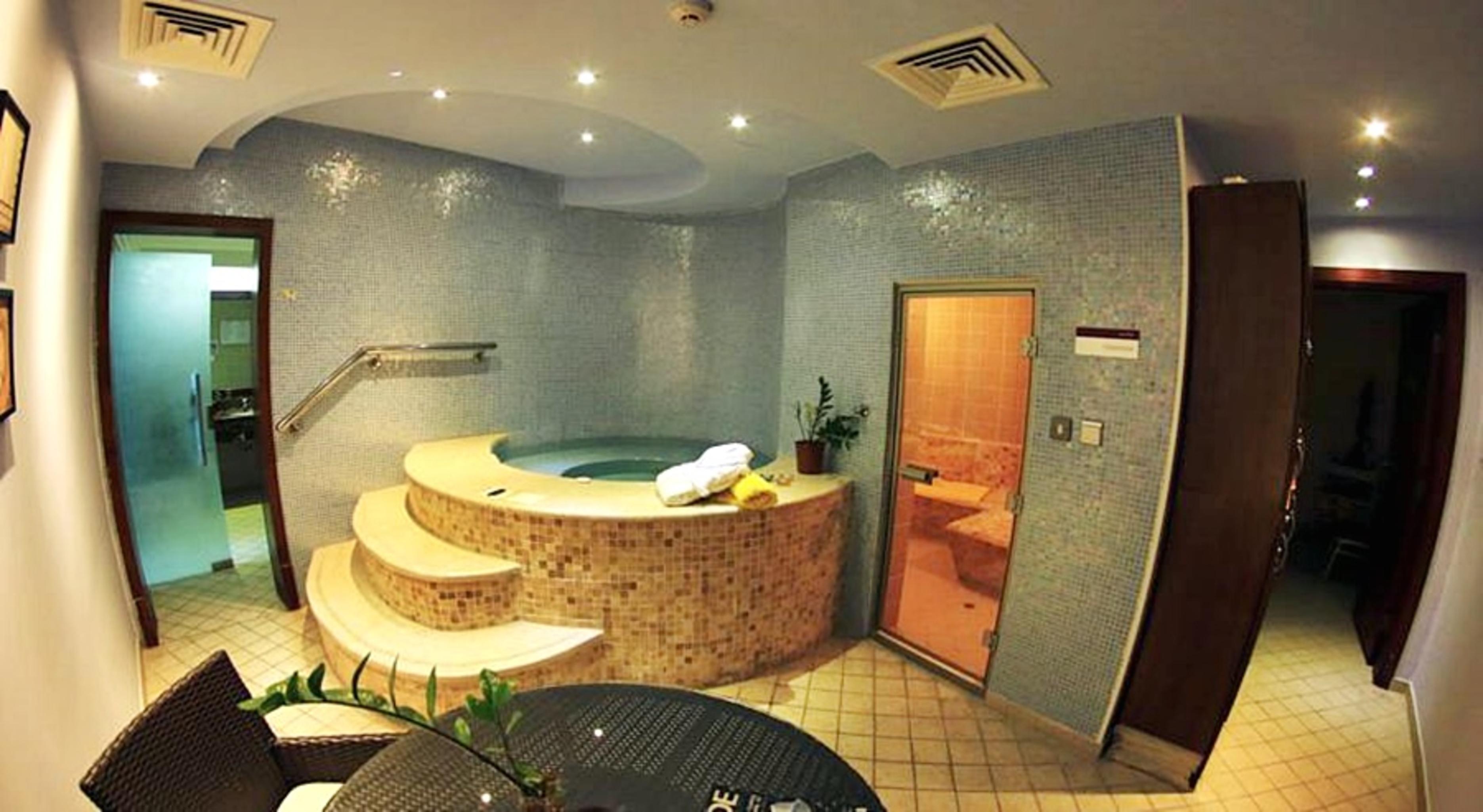Hotel Grand Regal 4*