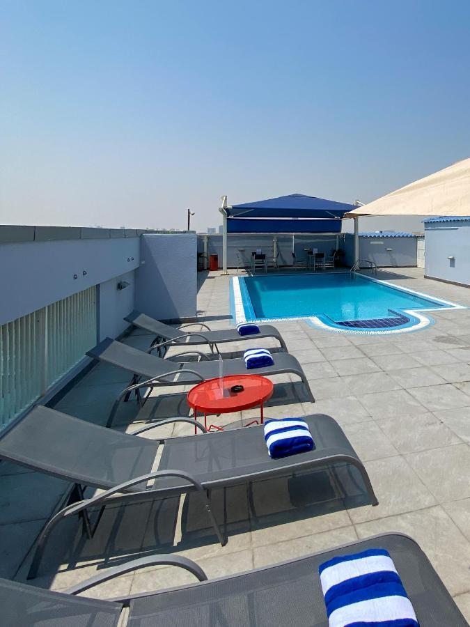 Imperial 4*