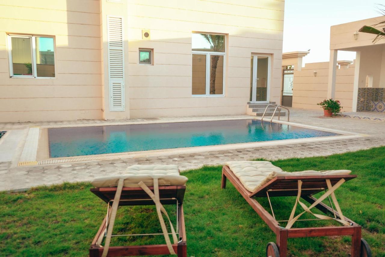 Villa The Pool Spot Doha