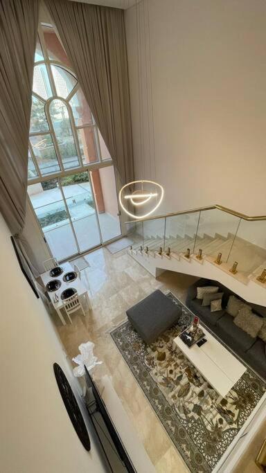 Luxurious Loft In Viva Bahriya, The Pearl Apartment *