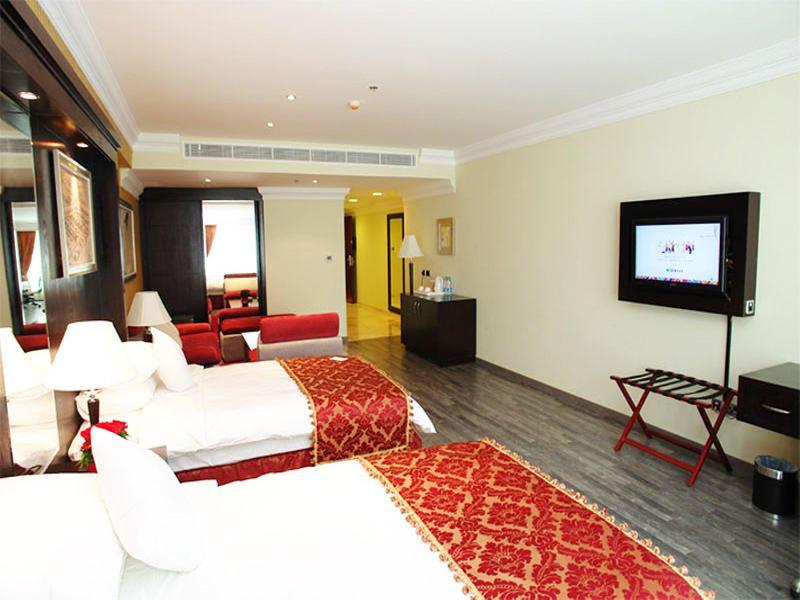 Western Hotel 4*