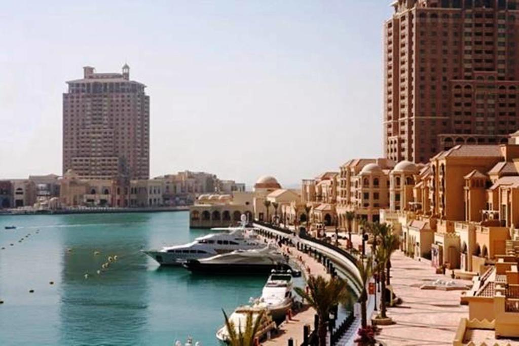 Porto Arabia Apartments Apartment