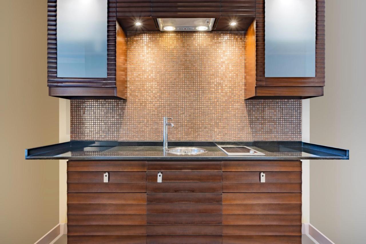 Khách sạn Qabila Westbay Doha