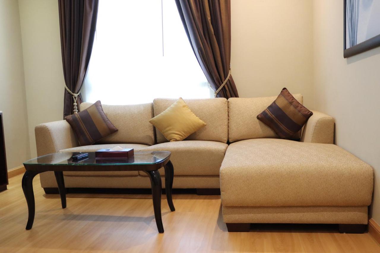 Premium Strato Hotel 4*