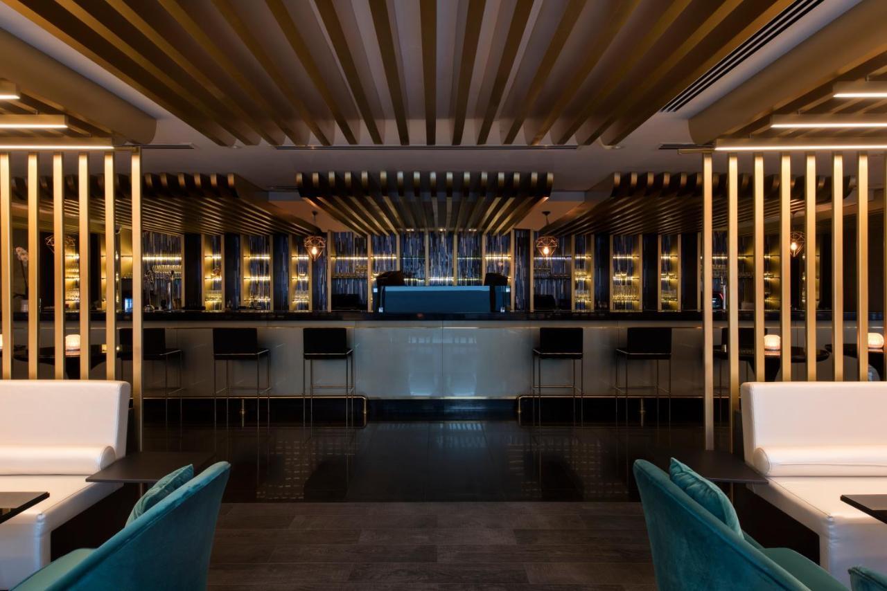 W Residences Aparthotel 5*