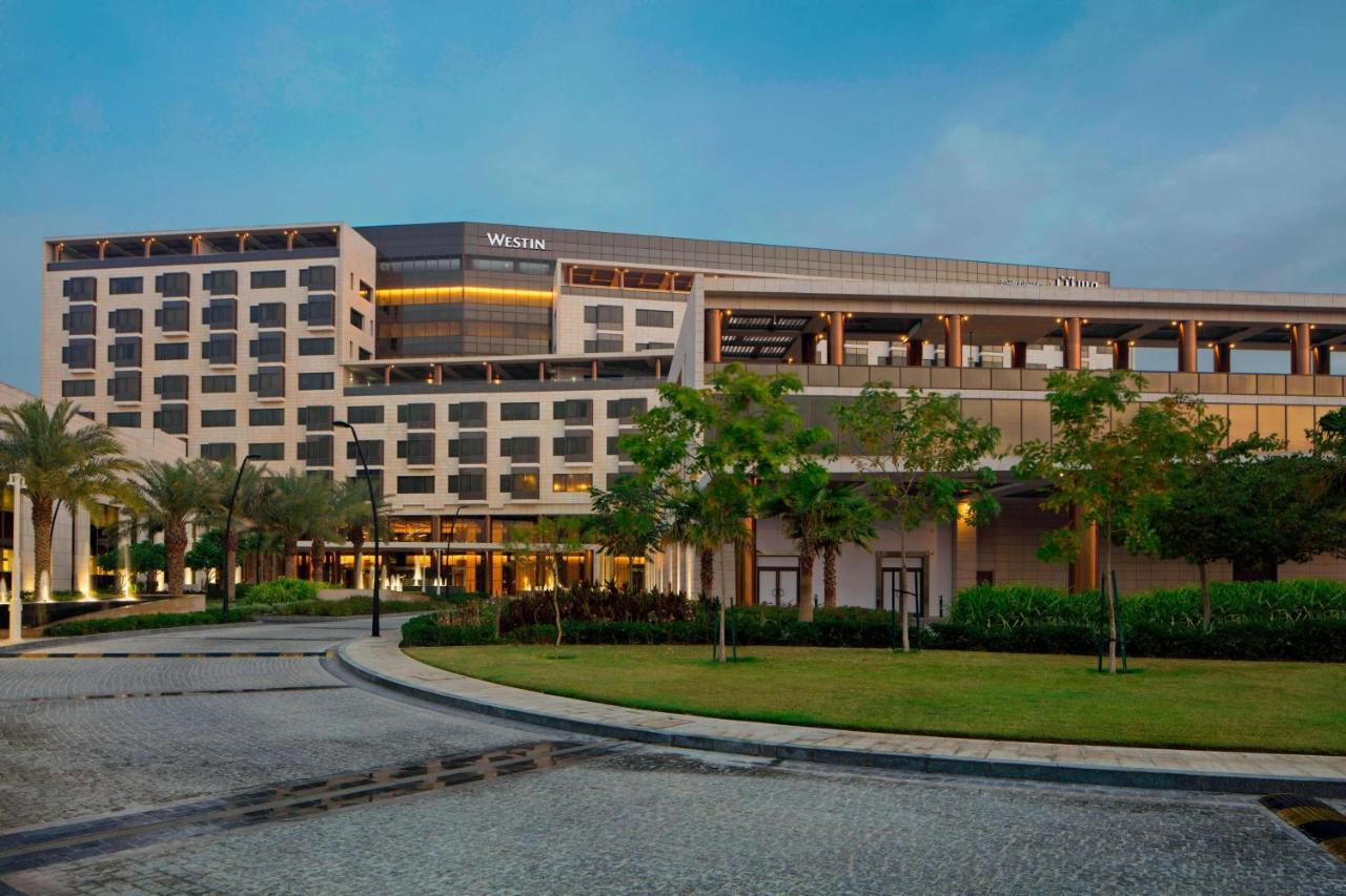The Westin & Khách sạn 5*