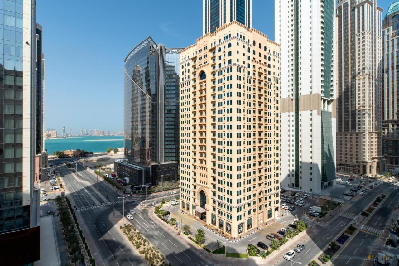 Marriott Executive Center Aparthotel 4*