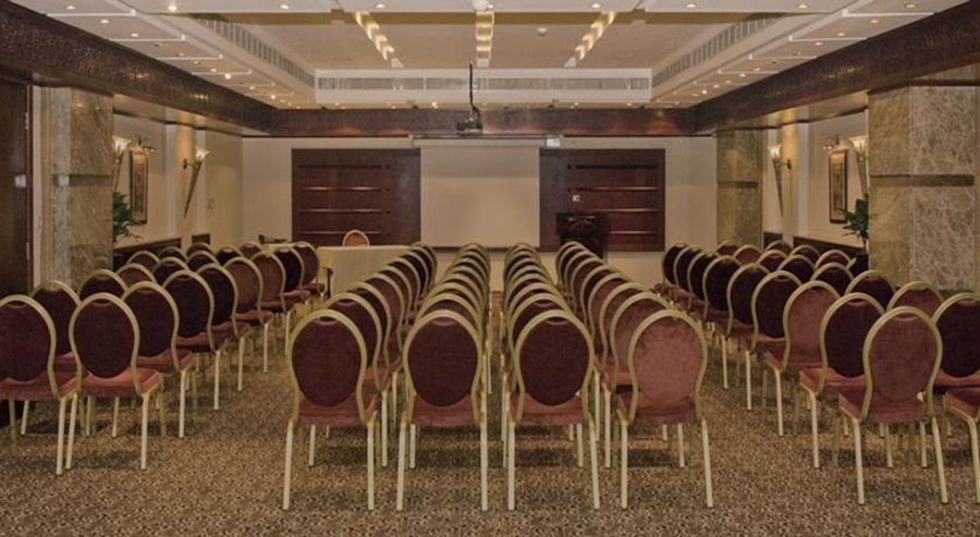 Khách sạn Gloria 4*