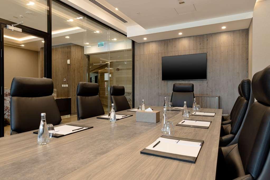 Hotel Doubletree By Hilton Downtown Doha