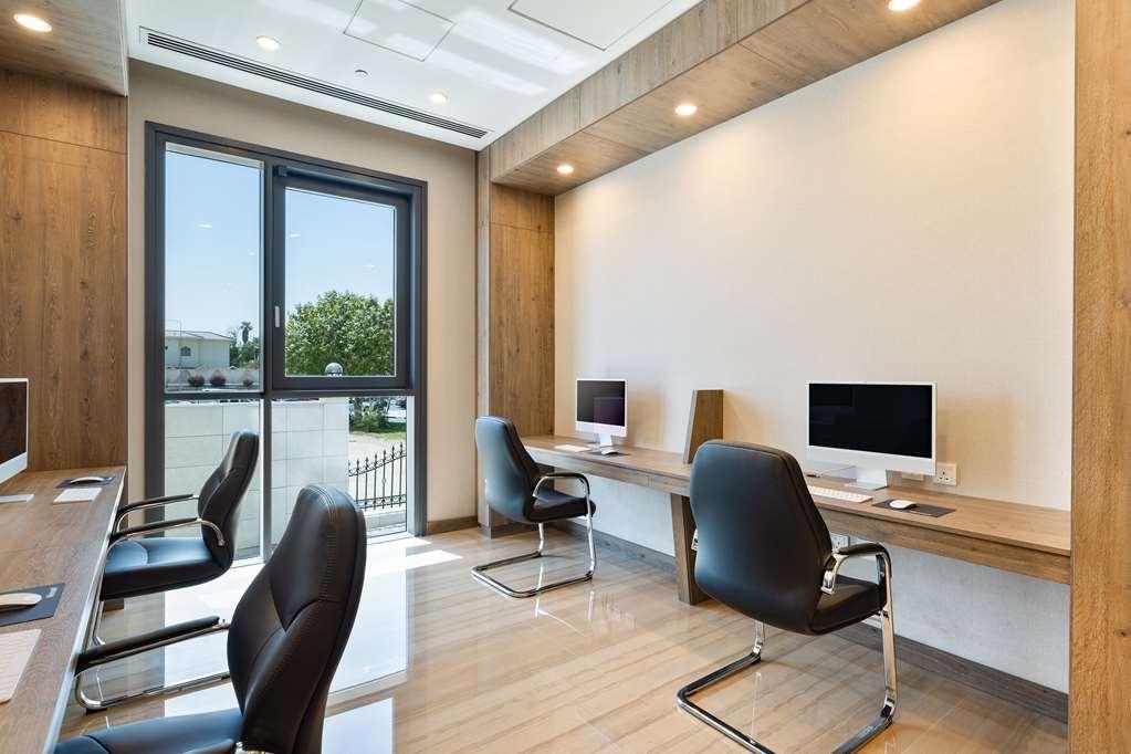Hotel Doubletree By Hilton Downtown 4*
