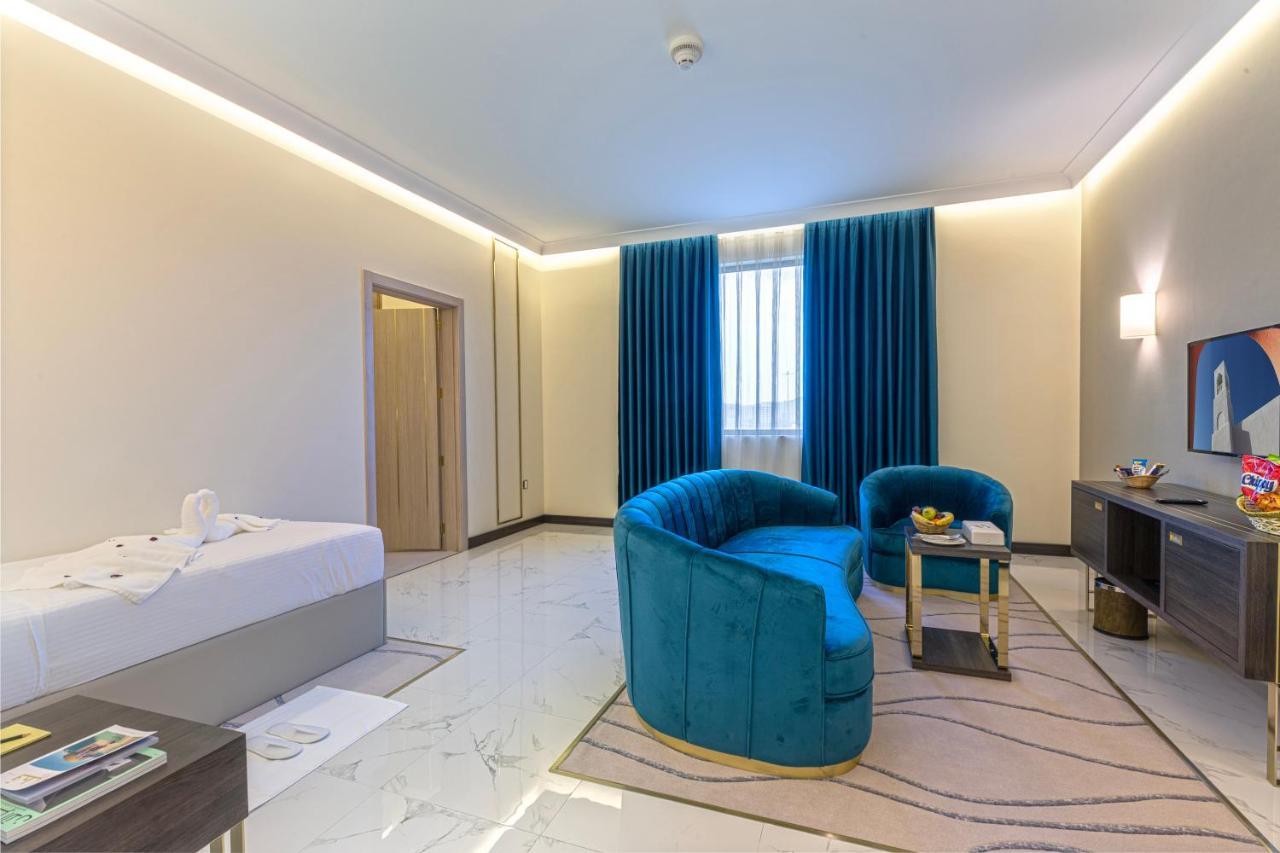 Khách sạn Park 4*