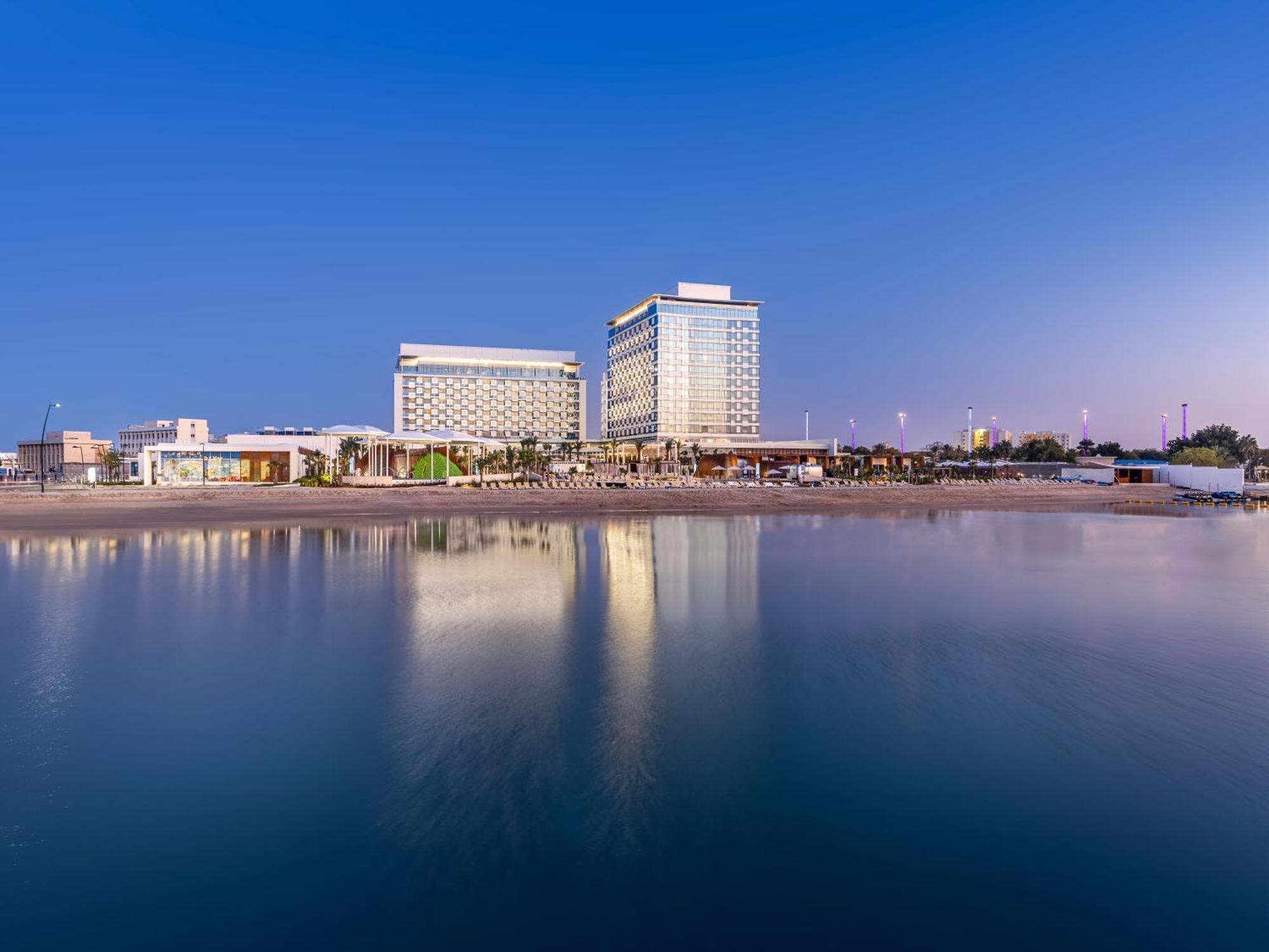 Rixos Gulf Khách sạn