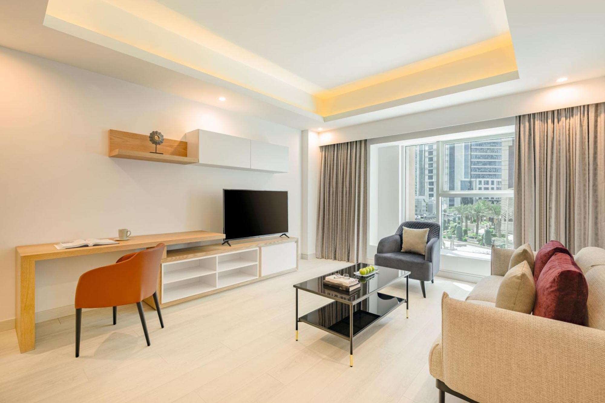 Marriott Executive Center Aparthotel 4*