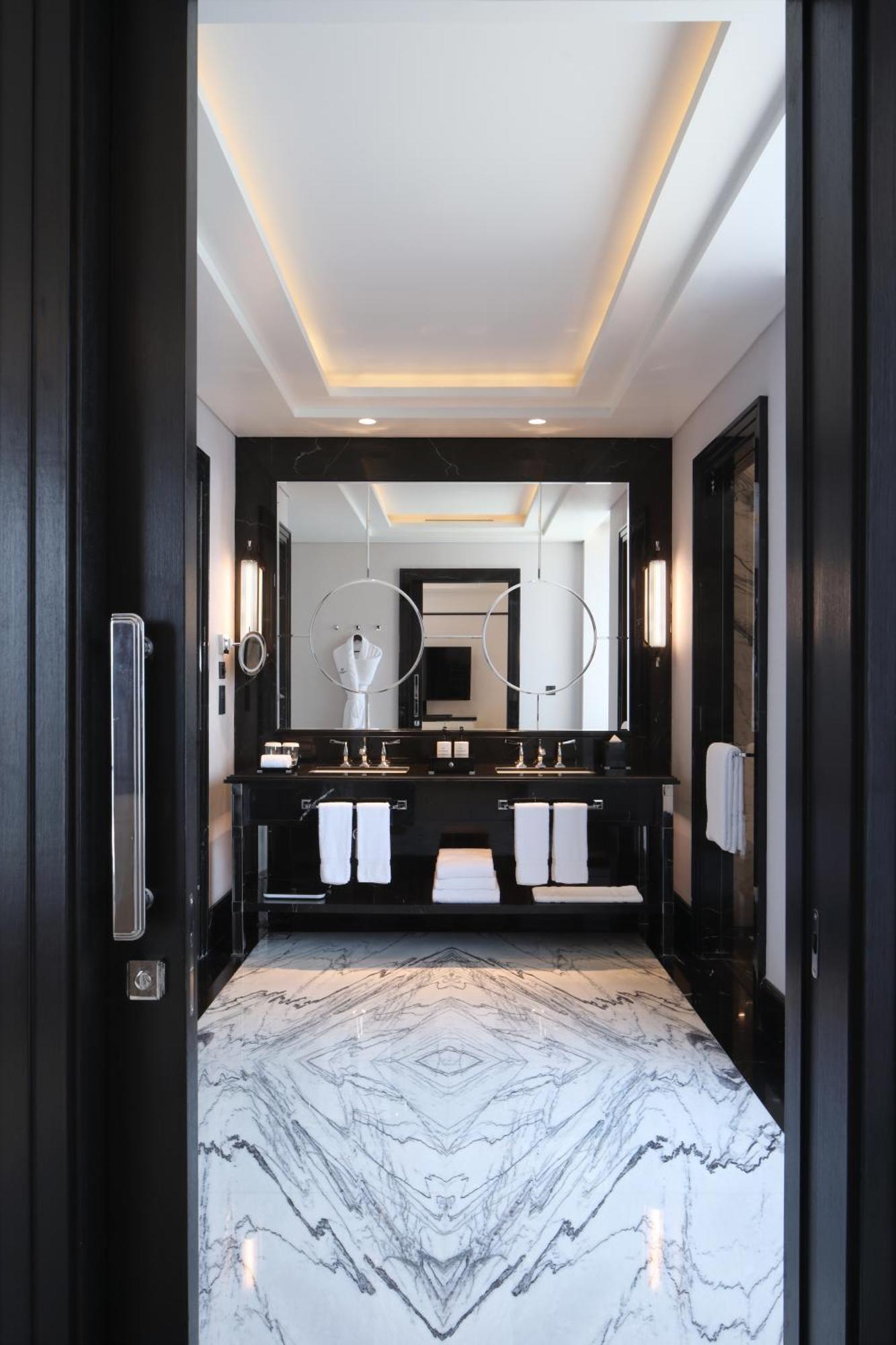 Hotel Waldorf Astoria West Bay