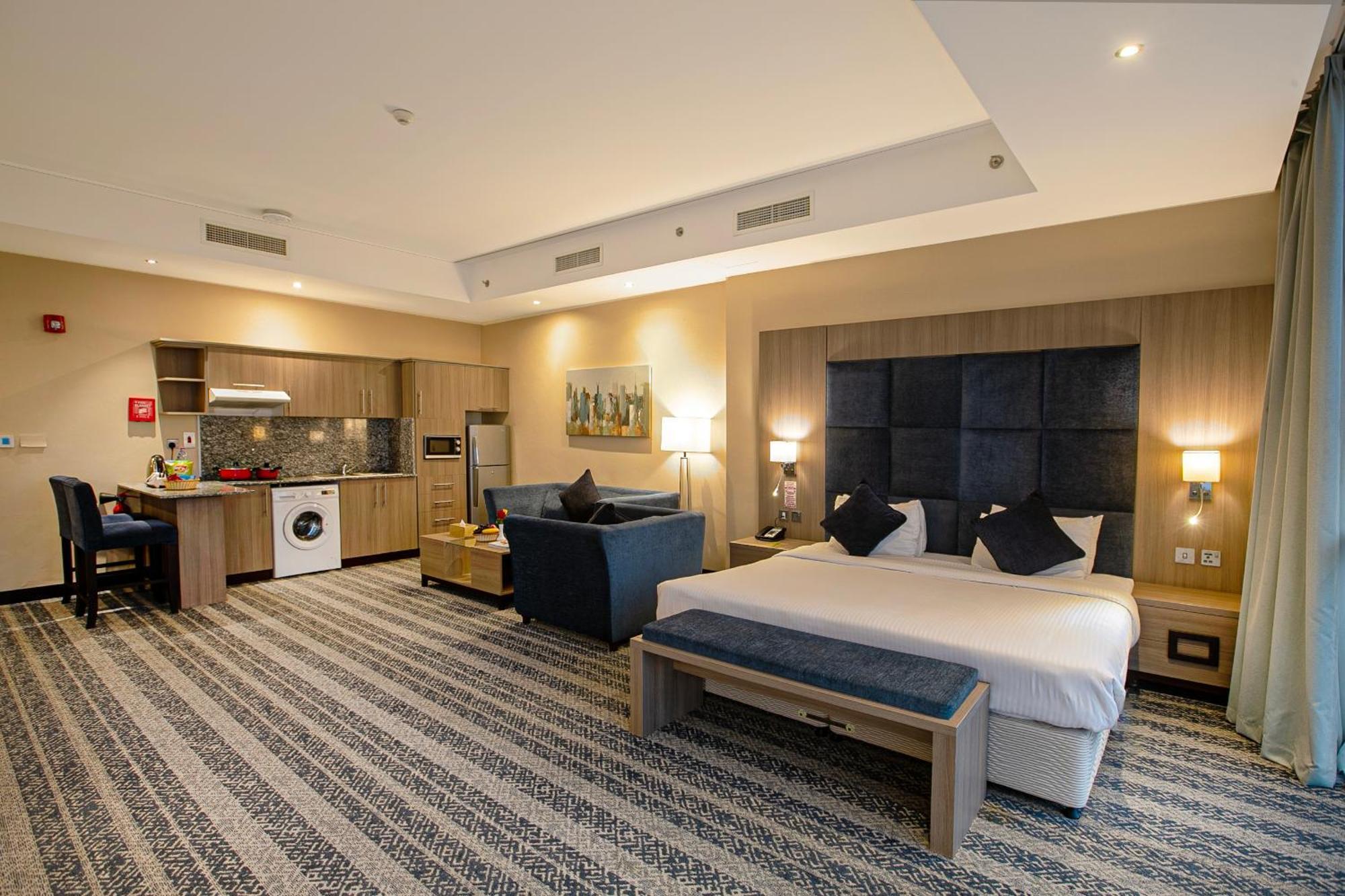 The Castle Premium Hotel 3*