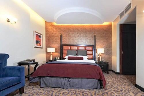 Hotel Century 4*