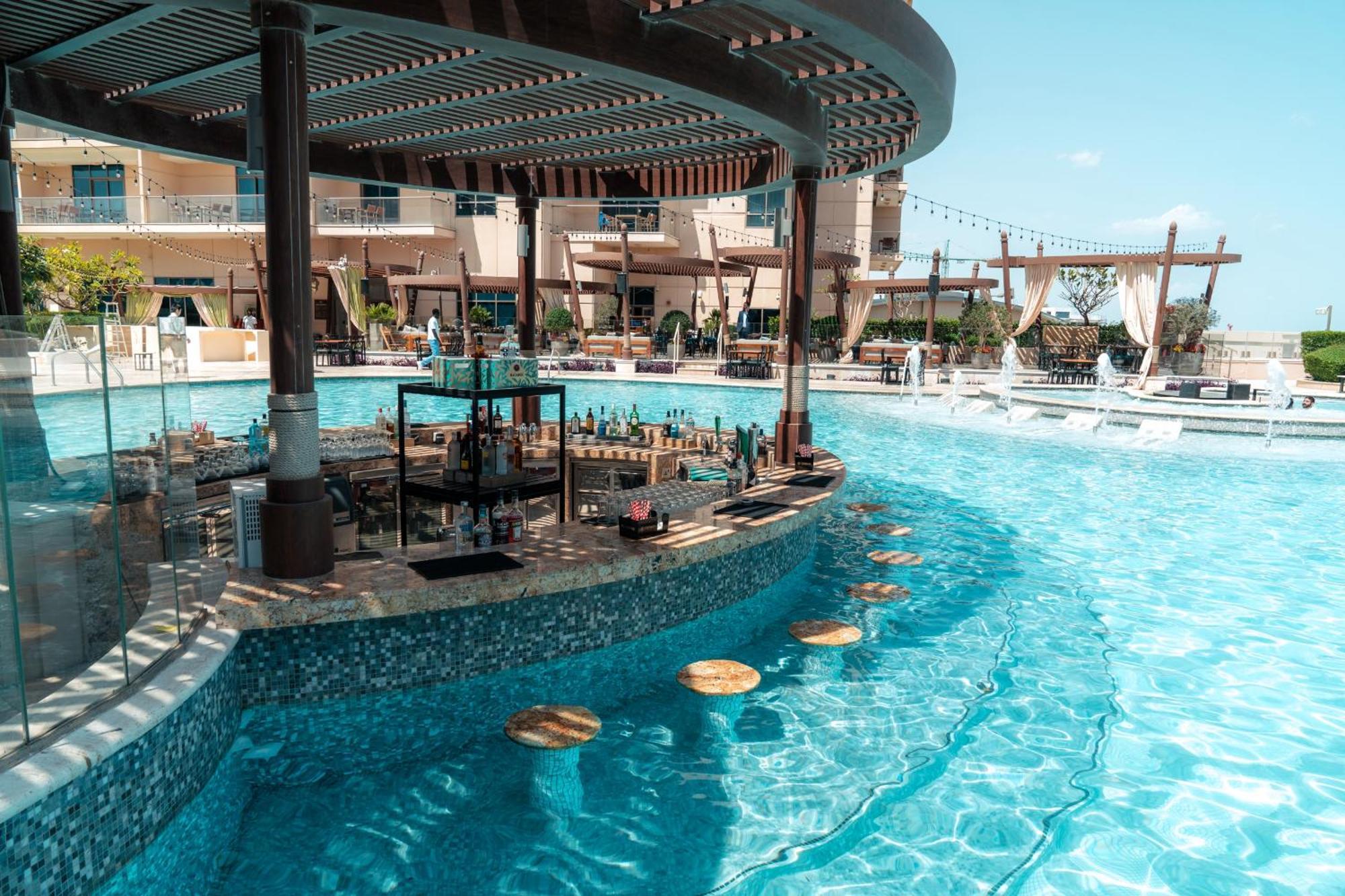 Hilton The Pearl 5*
