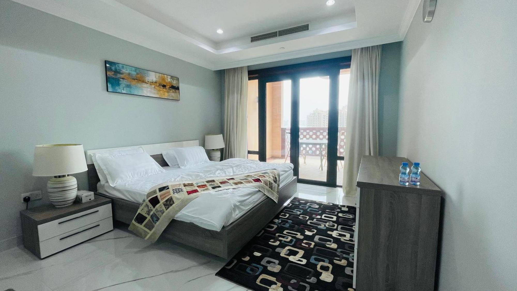Apartment 2 Bhk Townhouse At Pearl Doha