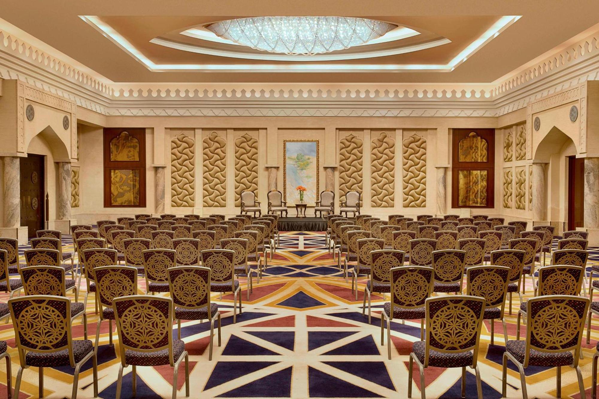 Resort Sharq Village & Spa, A Ritz-carlton 5*