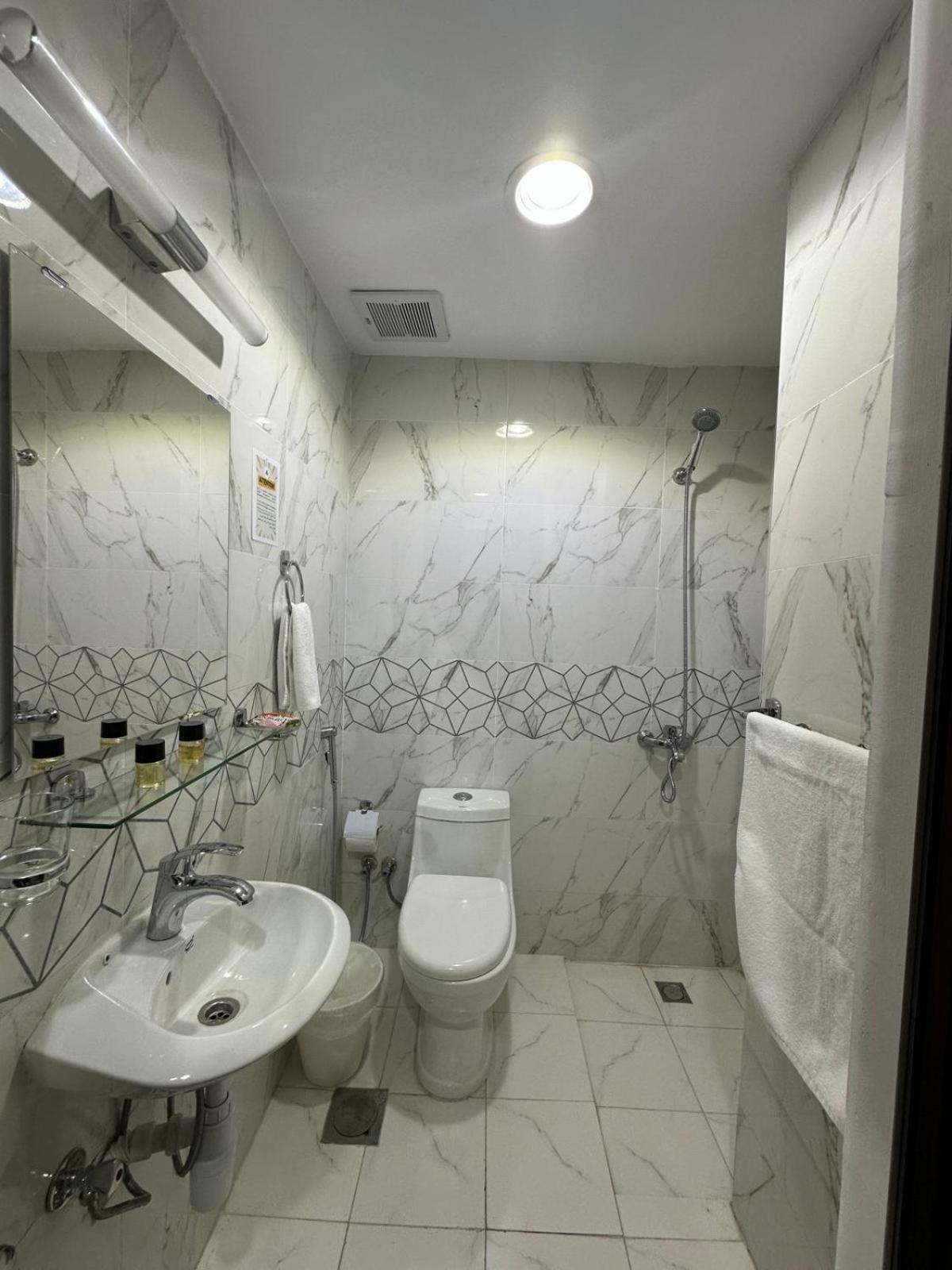 Al Saleh Pearl One * Doha