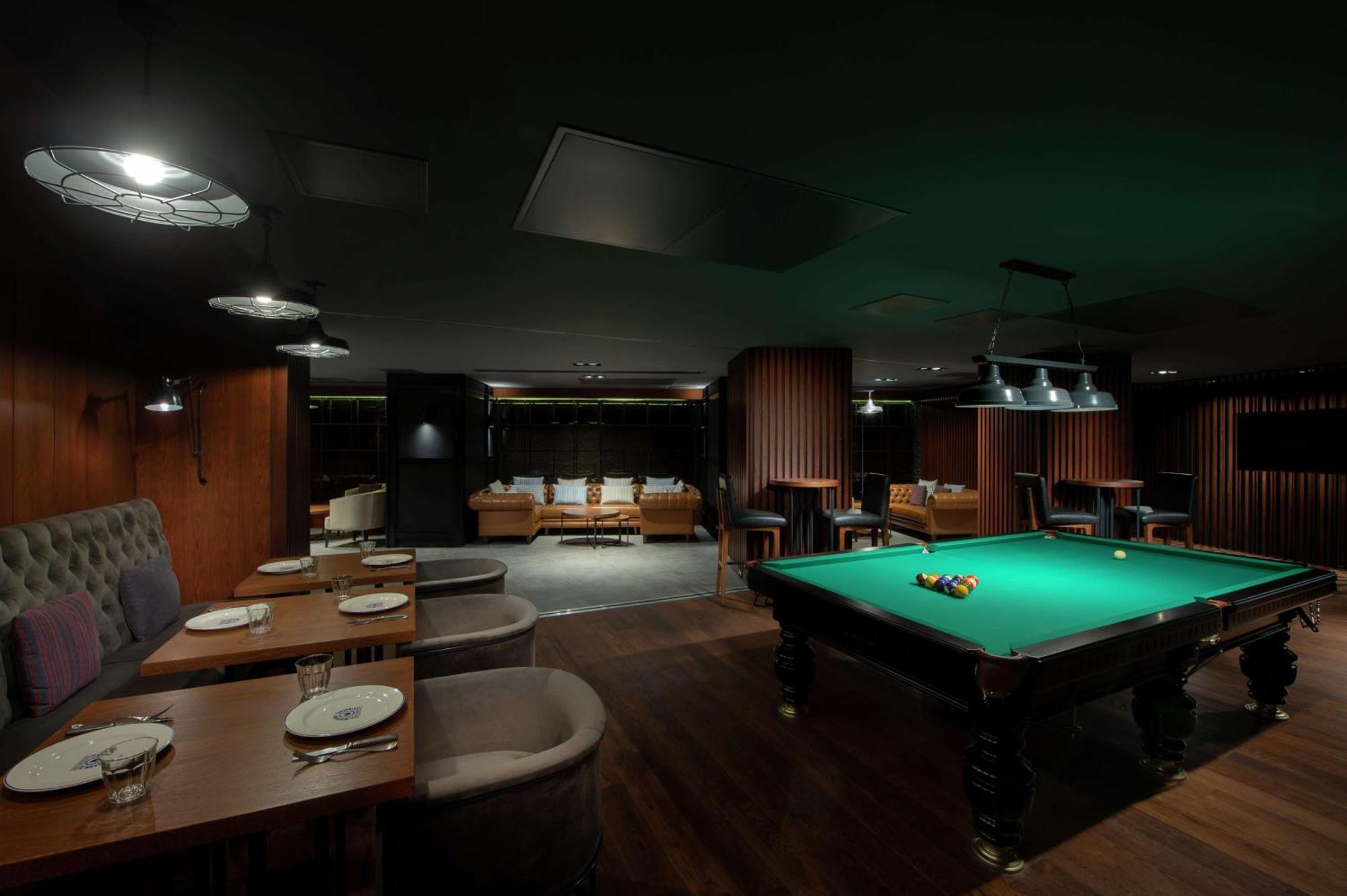 Hilton The Pearl 5*