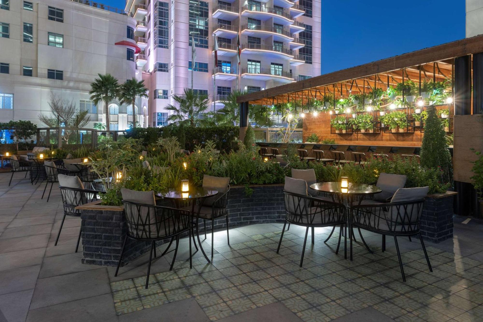 Hilton The Pearl