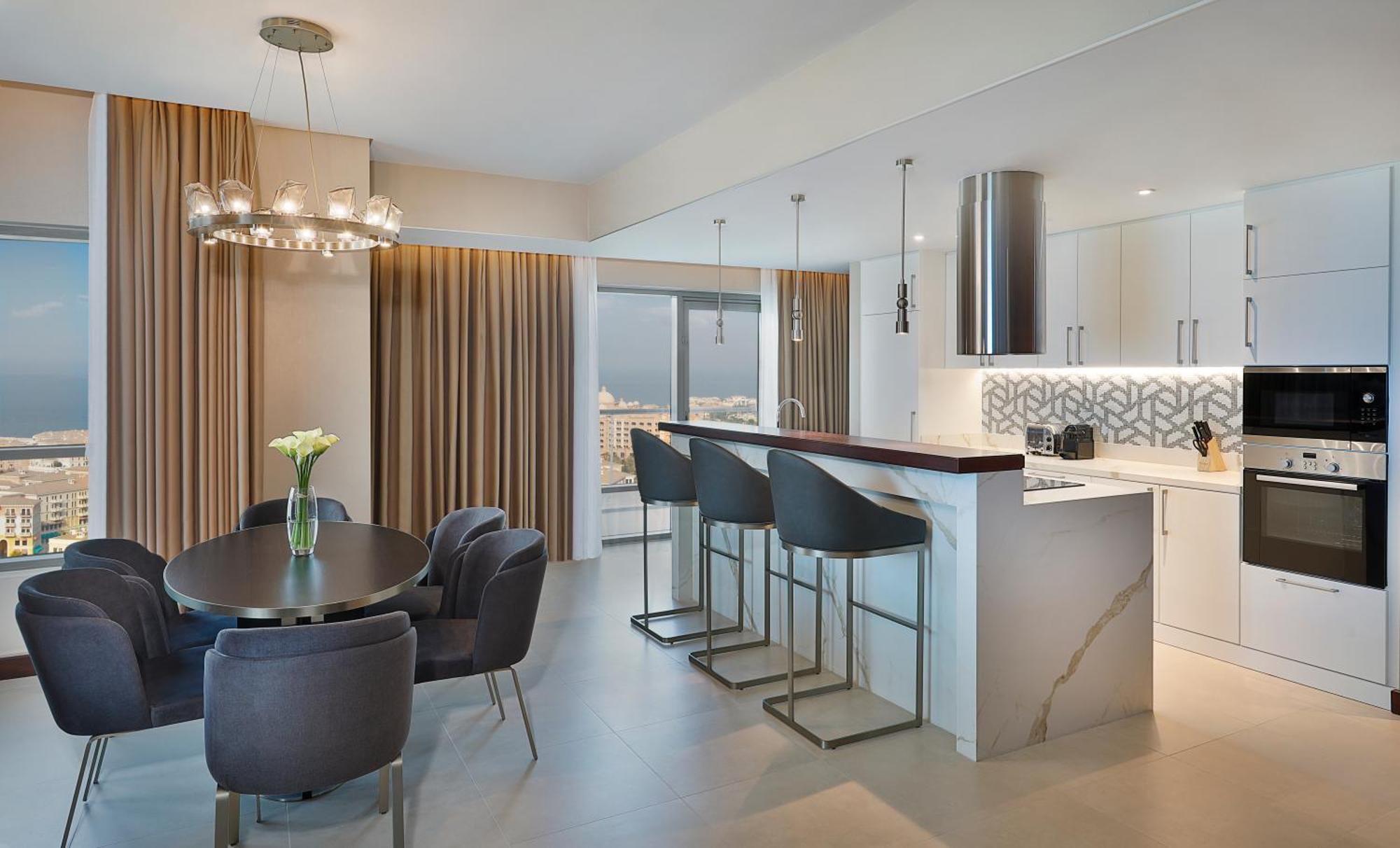 Hilton The Pearl Resort 5*