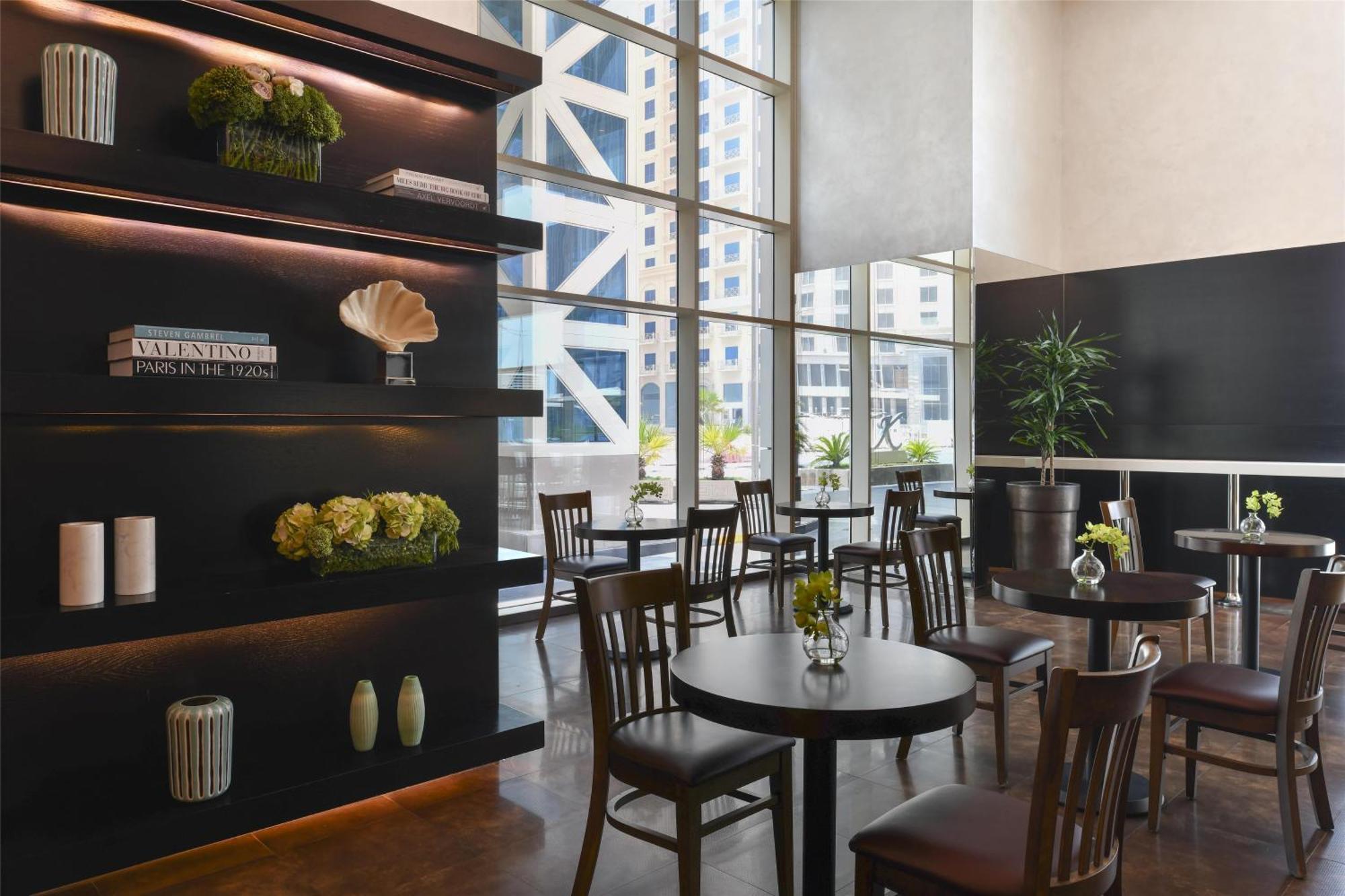 Kempinski Residences & Suites, Aparthotel 5*