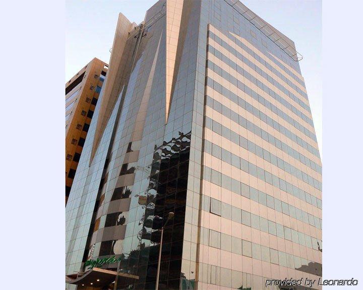 Gloria Khách sạn Doha