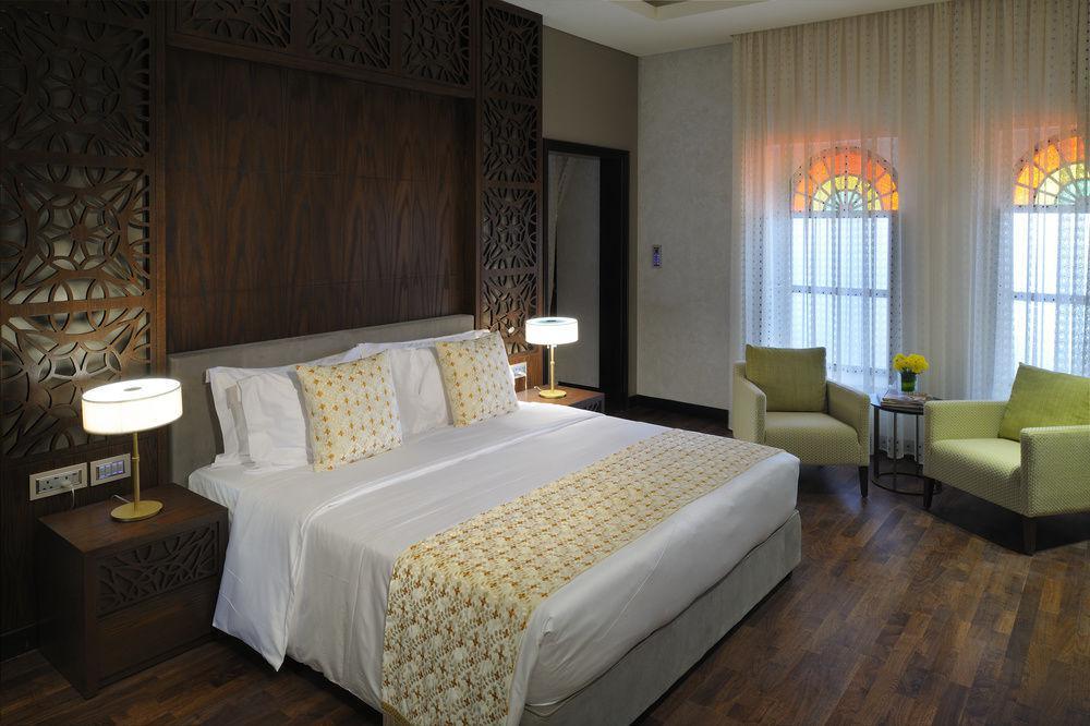 Al Jomrok Souq Waqif Boutique