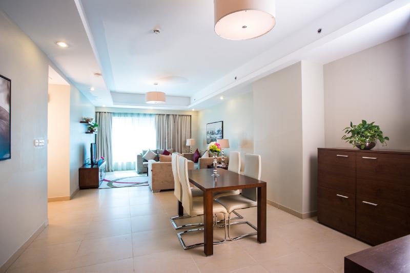 Marriott Executive Center Aparthotel 4*