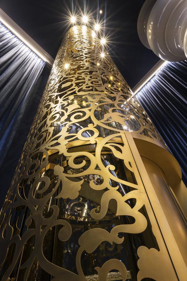Mondrian Hotel 5*