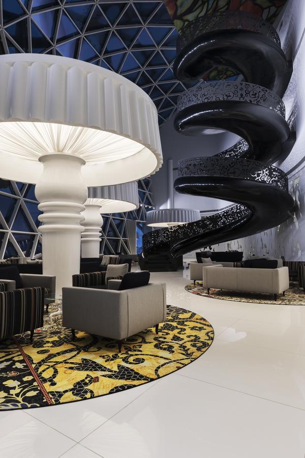 Mondrian 5*