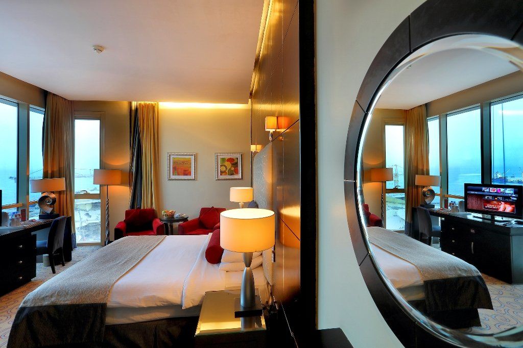 Century Hotel 4*