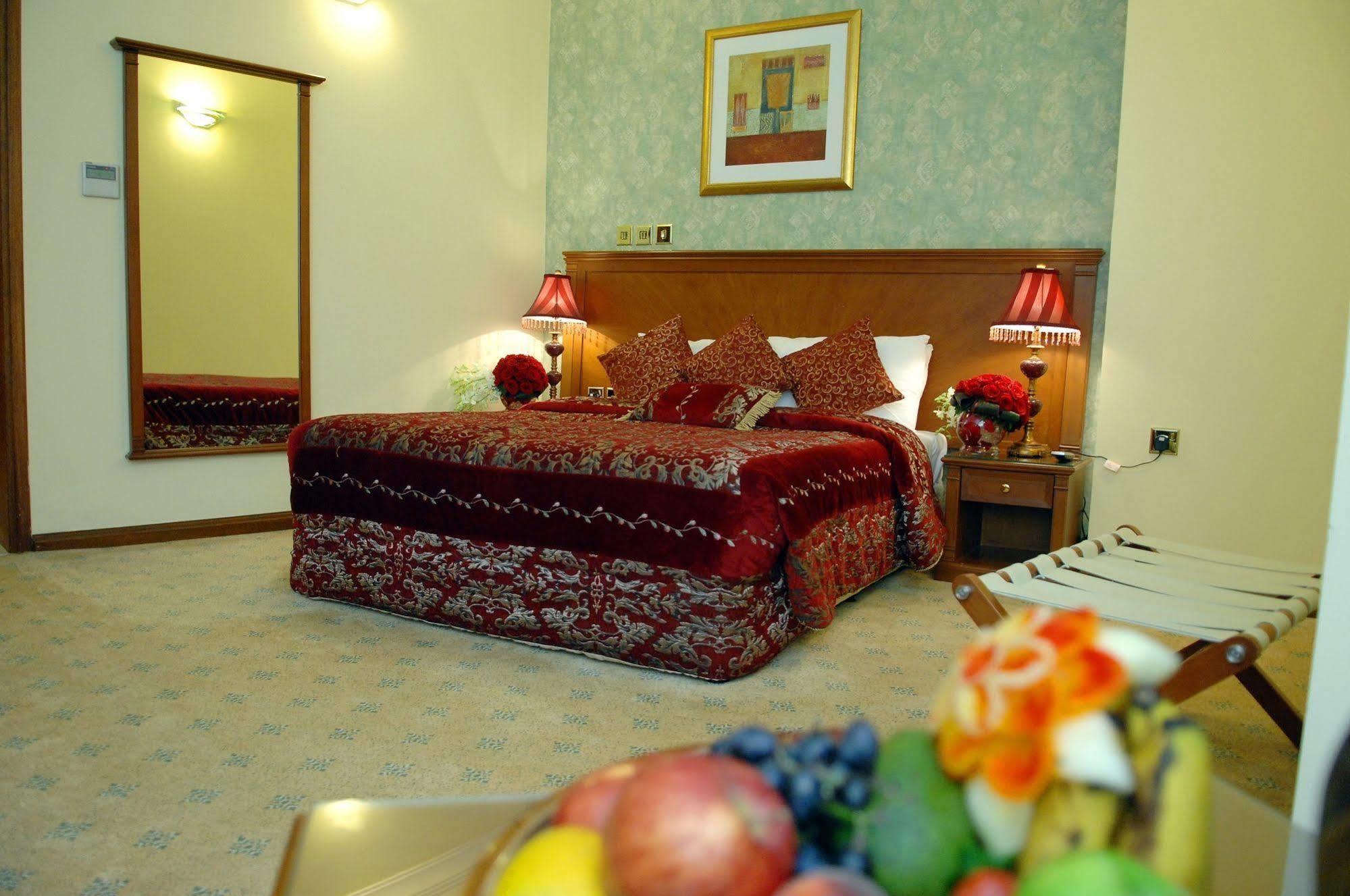 Royal Qatar Hotel 4*