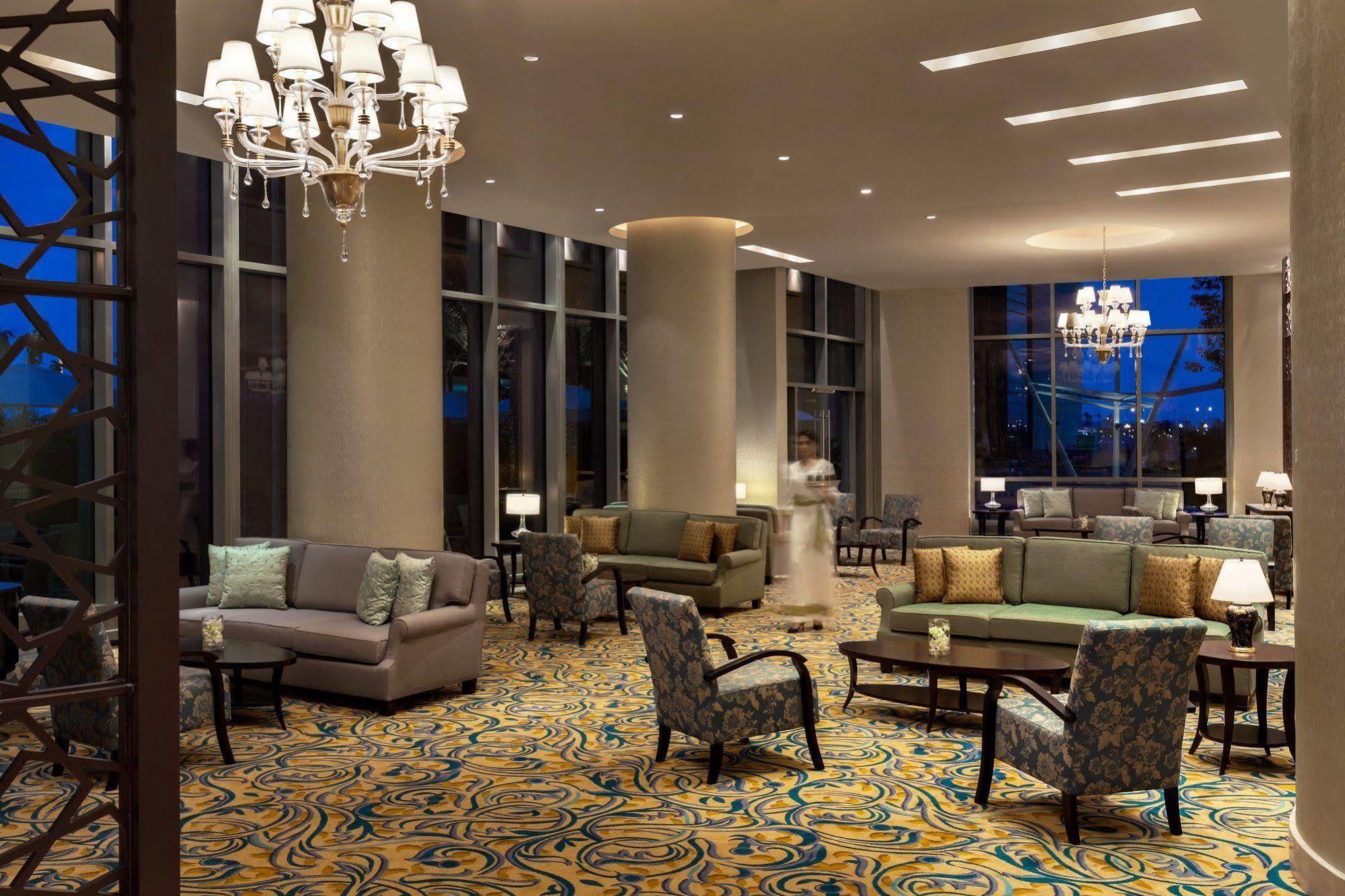 Shangri-la Aparthotel 5*