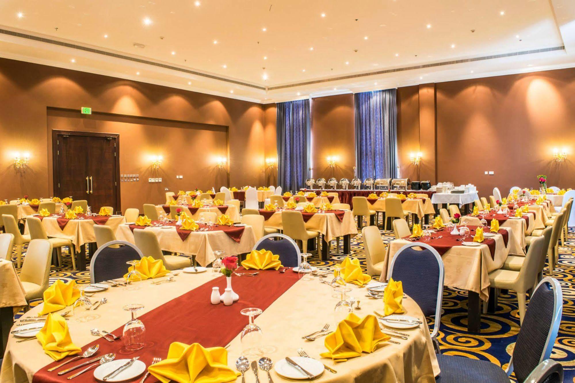 Premium Strato Hotel Doha