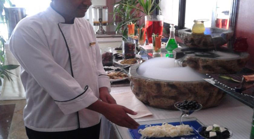 Al Mourouj Hotel