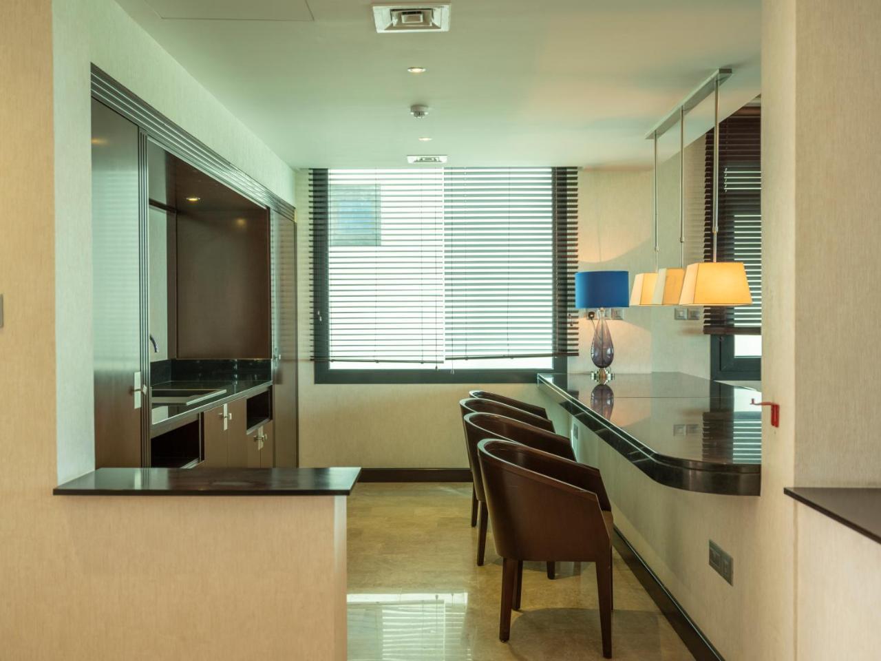 Retaj Salwa & 5* Al Rayyan
